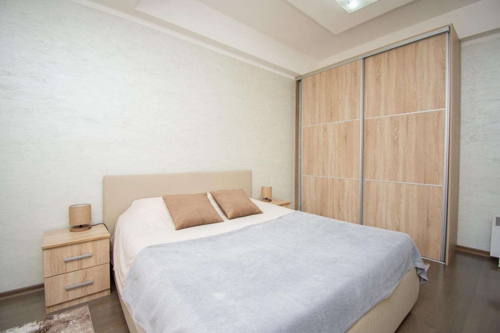 Maxim Compass Apartment Podgorica Buitenkant foto